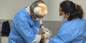 Read more about the article How to Choose The Right Implantologist in Delhi: A Patient’s Guide to Vetting a Specialist